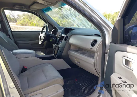 2010 Honda Pilot Lx z USA, uszkodzony, nr VIN 5FNYF3H20AB019420